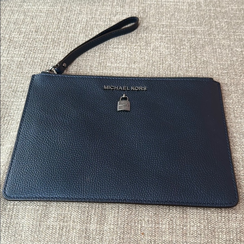 Michael Kors Large Wrislet